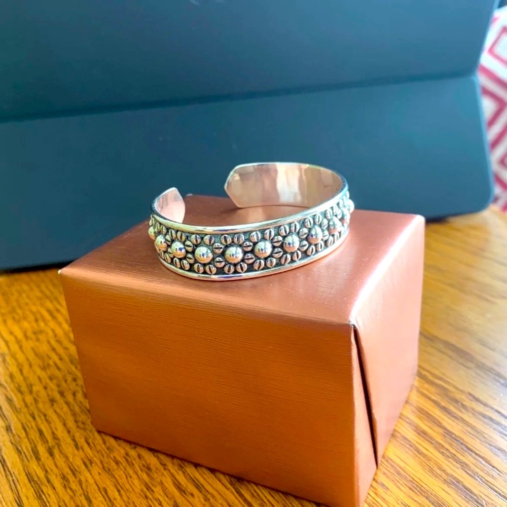💚 Sliver flower bracelet